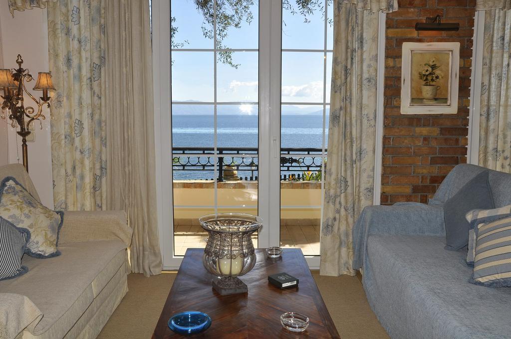 Villa Romantica Perama  Zimmer foto