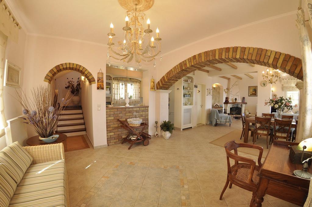 Villa Romantica Perama  Zimmer foto
